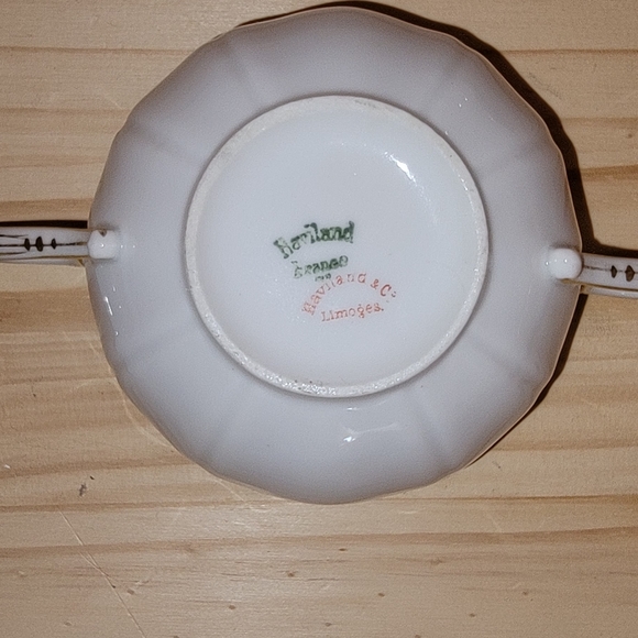 Haviland and Co. limoges cups and saucers - Picture 6 of 7